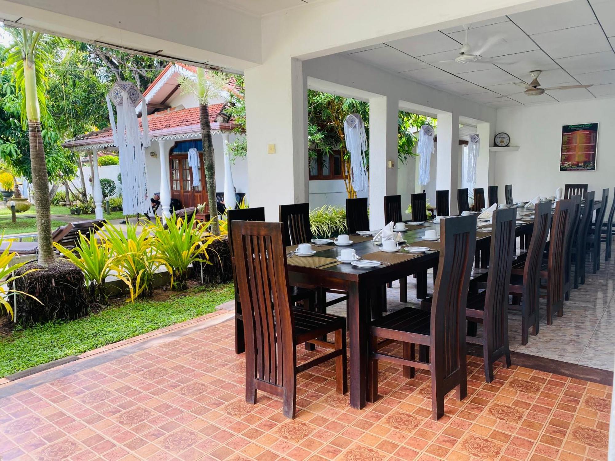 Sujeewani Villa Negombo Exterior foto