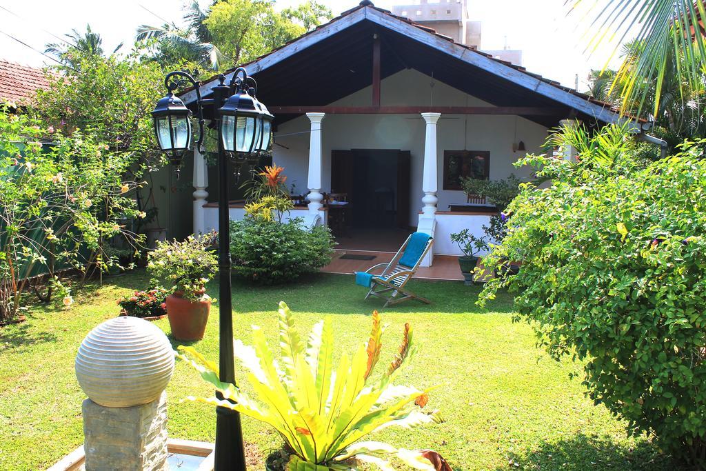 Sujeewani Villa Negombo Exterior foto
