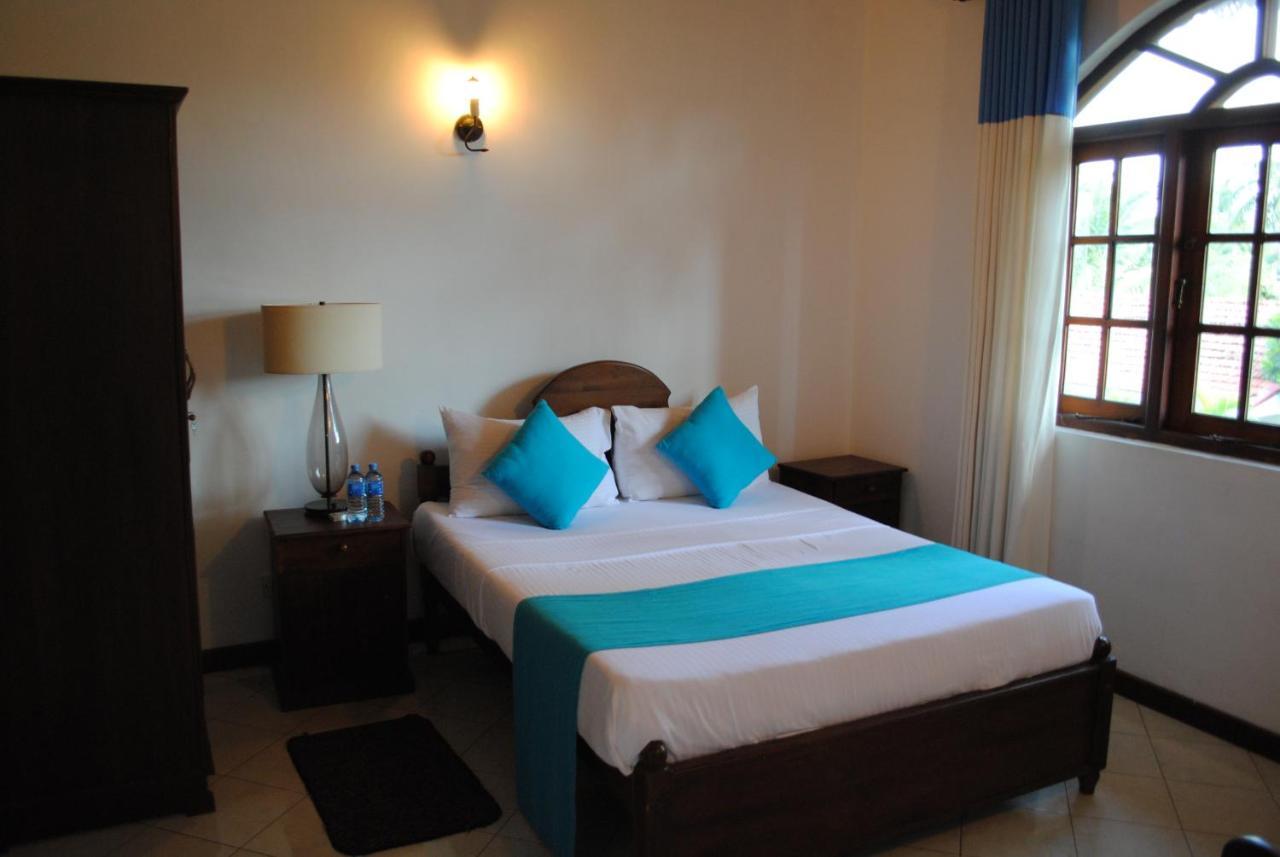 Sujeewani Villa Negombo Exterior foto