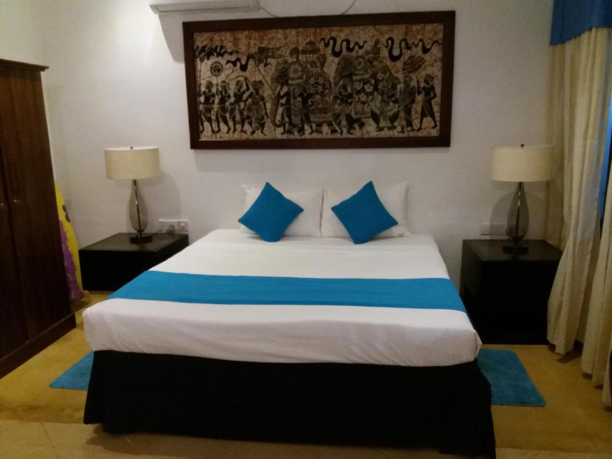 Sujeewani Villa Negombo Exterior foto